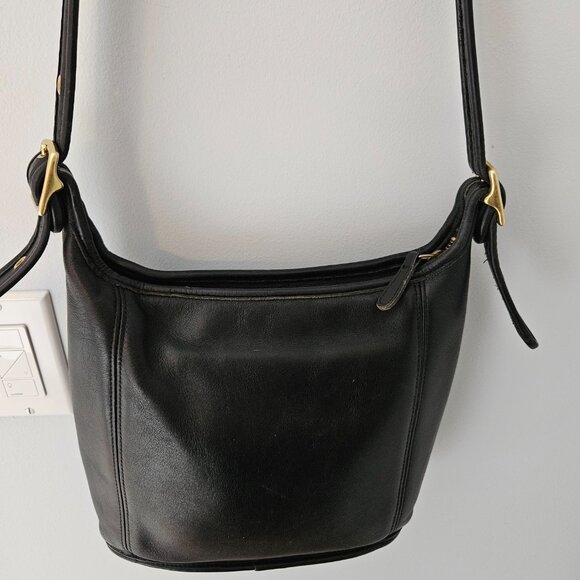 Vintage Coach Black Slim Duffle Sac - Made in USA (2000) - Like New Condition - Picture 11 of 15